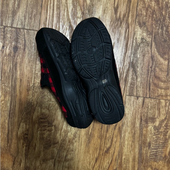 Ladies size 6M Easy Spirit Traveltime red plaid mules slip on - Picture 3 of 6